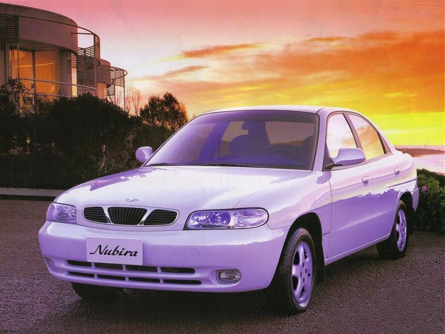  Daewoo Nubira Sedan 1997 года  (фото 5 из 10)